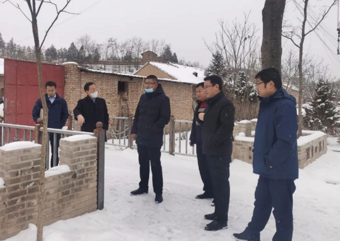 筑起安全墙 照亮乡村路——欧亿官方网页版-欧亿(中国)
鼎力支持包抓共建村社文明创建工作(图6) 筑起安全墙 照亮乡村路——欧亿官方网页版-欧亿(中国)
鼎力支持包抓共建村社文明创建工作(图6)