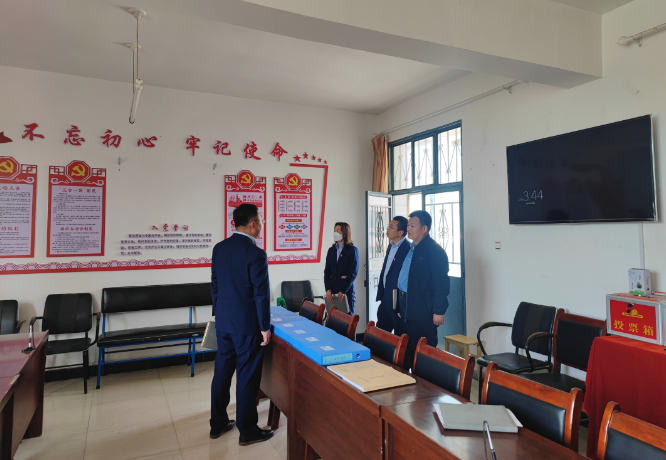 筑起安全墙 照亮乡村路——欧亿官方网页版-欧亿(中国)
鼎力支持包抓共建村社文明创建工作(图9) 筑起安全墙 照亮乡村路——欧亿官方网页版-欧亿(中国)
鼎力支持包抓共建村社文明创建工作(图9)